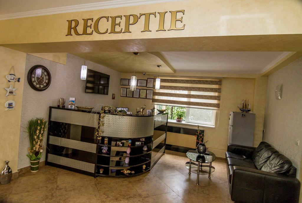 Floare De Iris Hotel Vama Veche Luaran gambar