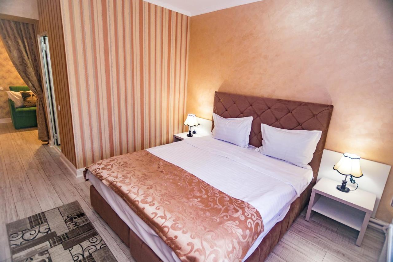 Floare De Iris Hotel Vama Veche Luaran gambar