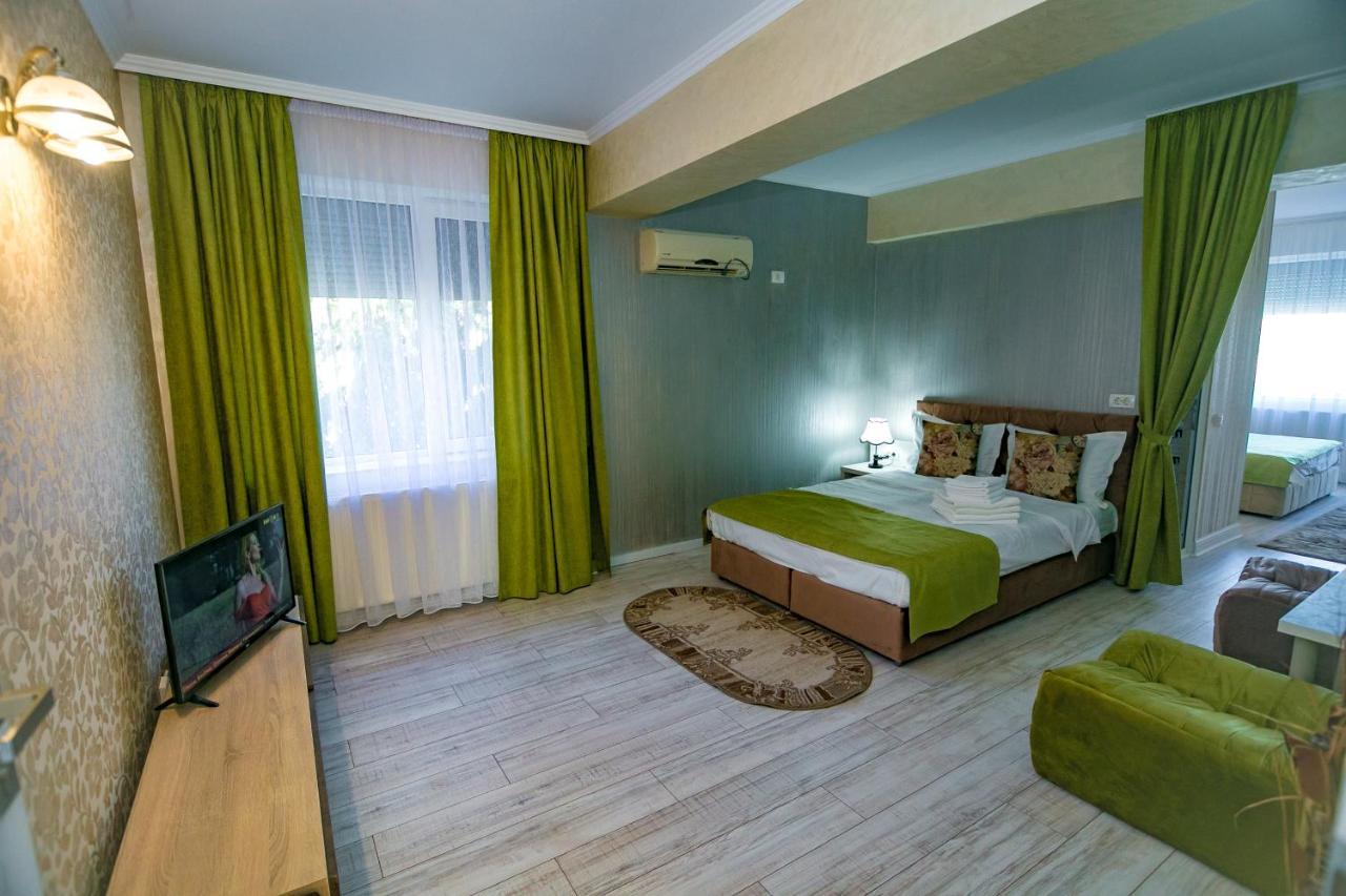 Floare De Iris Hotel Vama Veche Luaran gambar