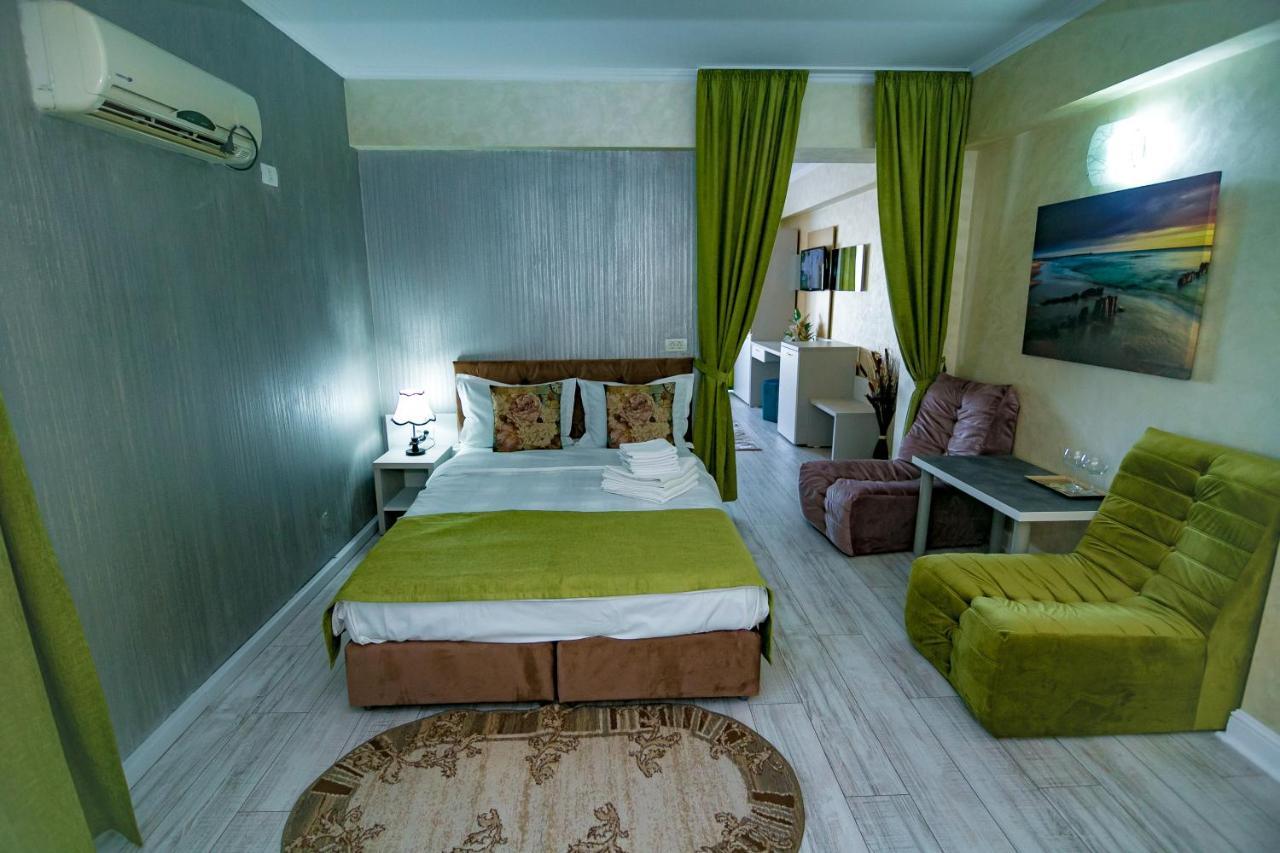 Floare De Iris Hotel Vama Veche Luaran gambar
