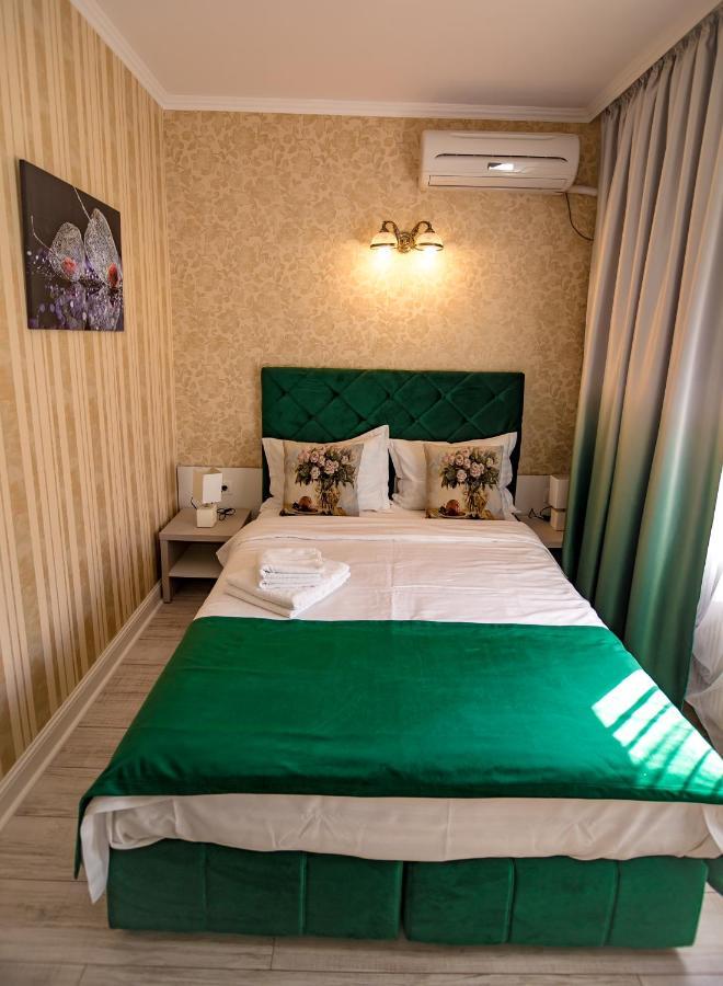 Floare De Iris Hotel Vama Veche Luaran gambar