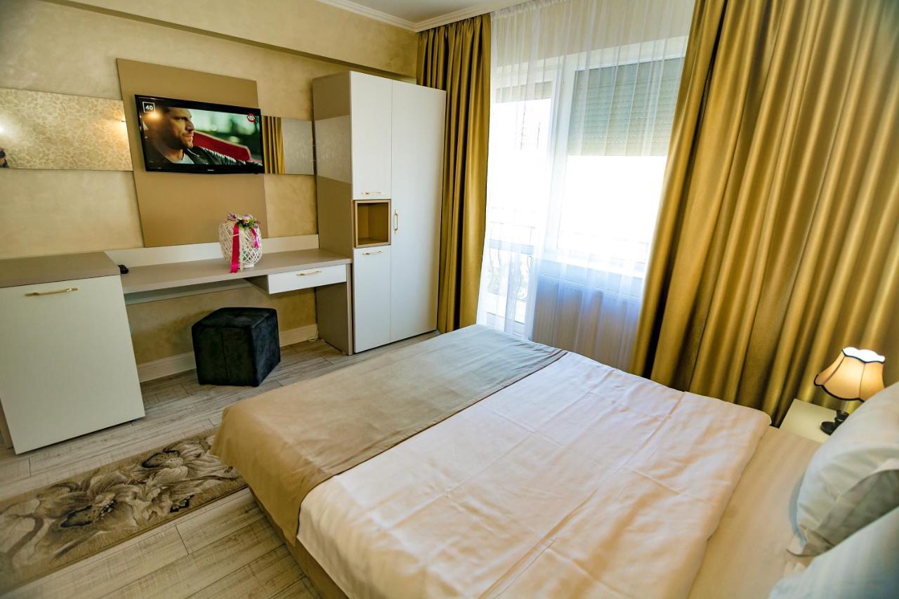 Floare De Iris Hotel Vama Veche Luaran gambar