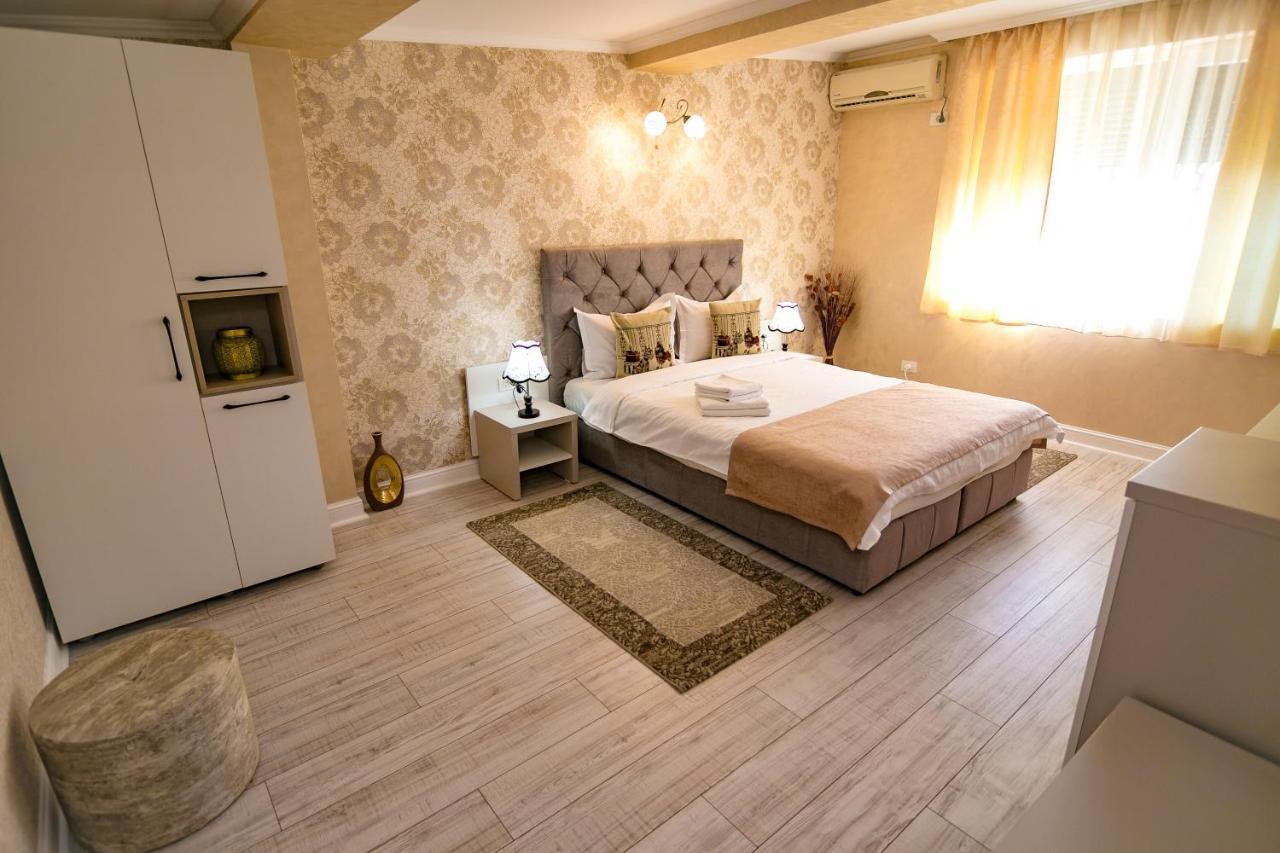 Floare De Iris Hotel Vama Veche Luaran gambar
