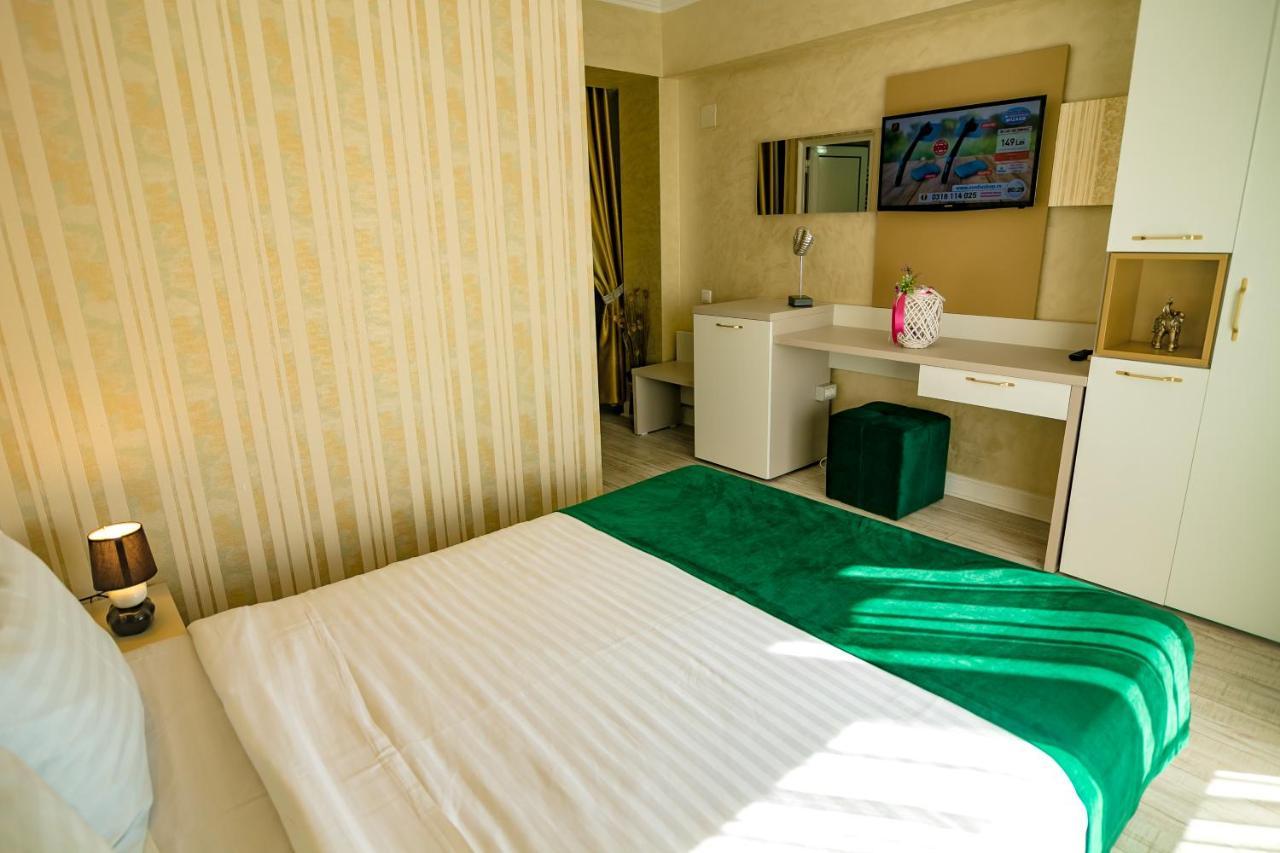 Floare De Iris Hotel Vama Veche Luaran gambar