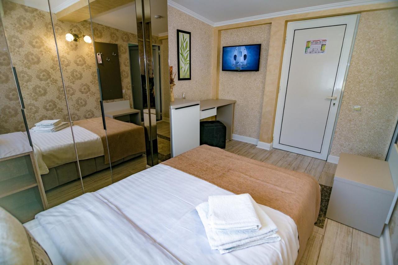 Floare De Iris Hotel Vama Veche Luaran gambar