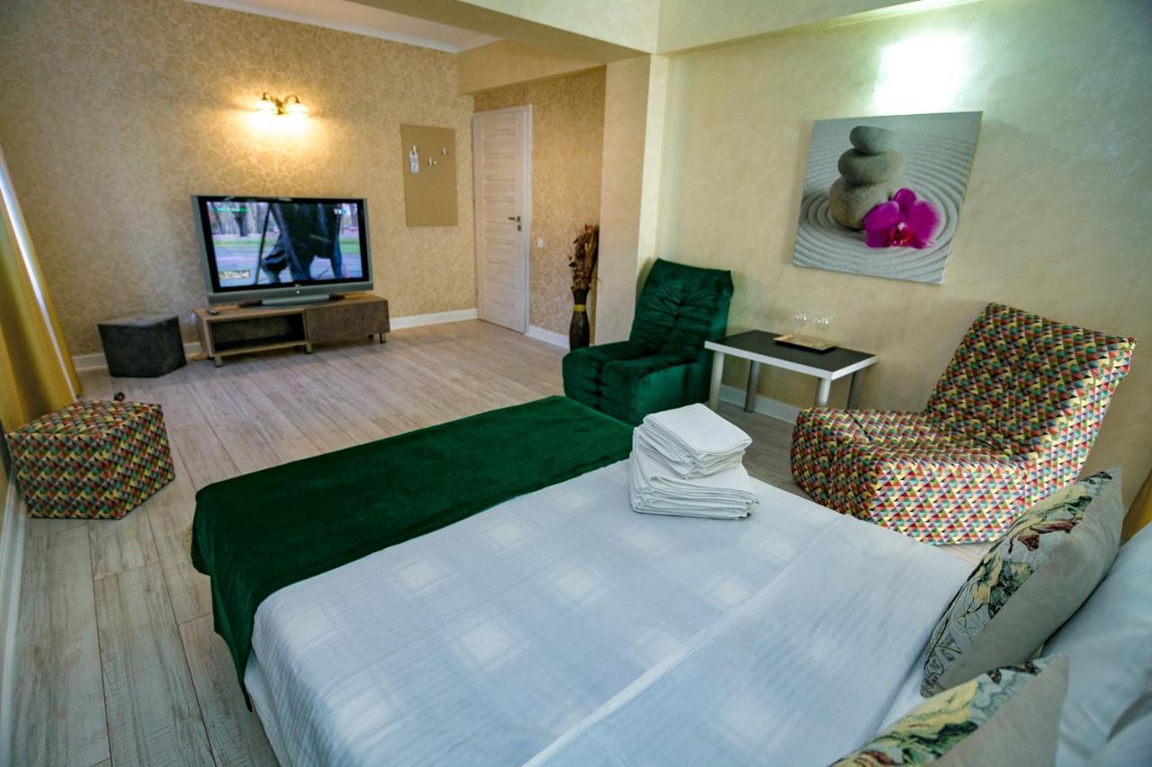 Floare De Iris Hotel Vama Veche Luaran gambar