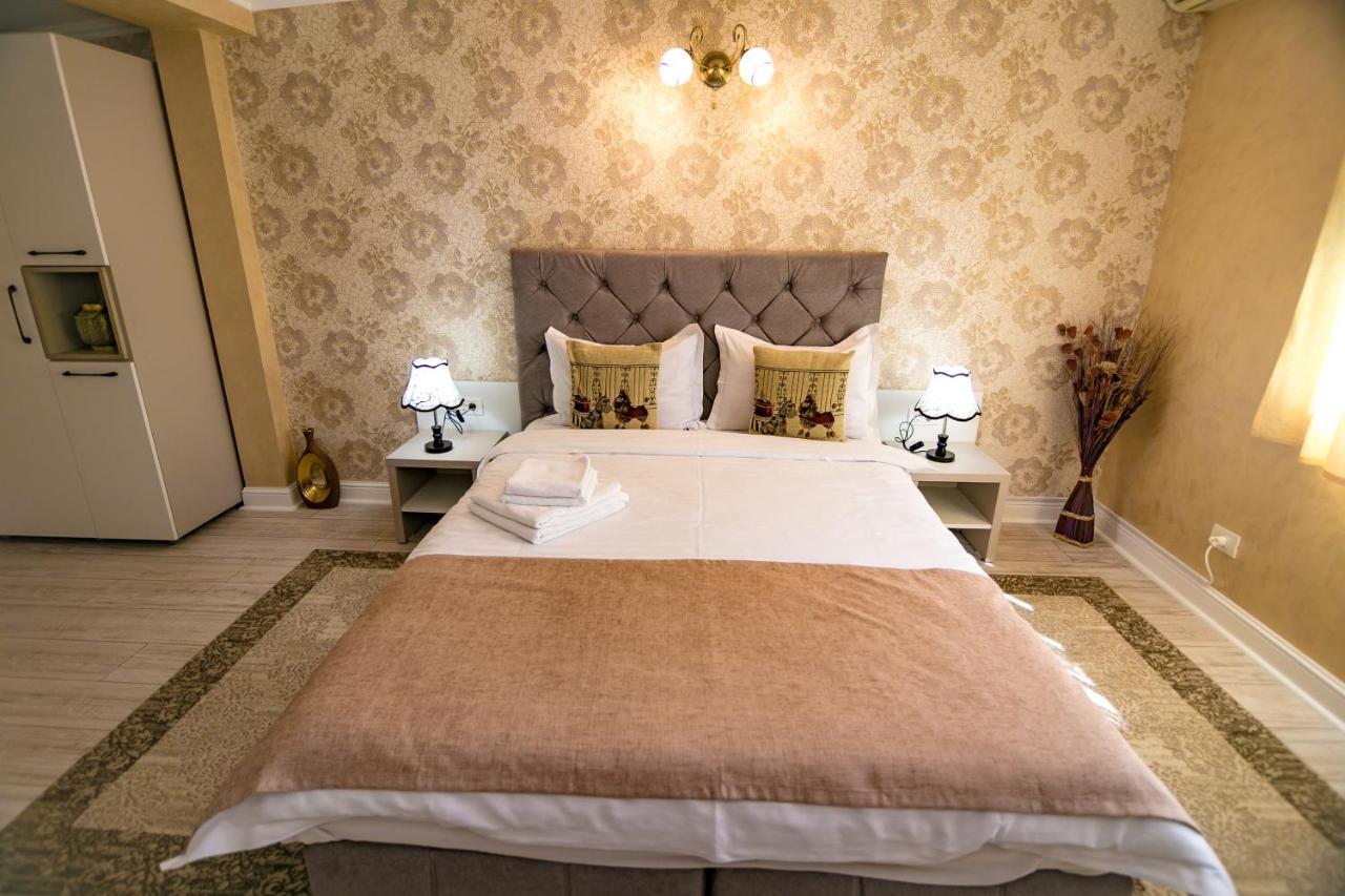 Floare De Iris Hotel Vama Veche Luaran gambar